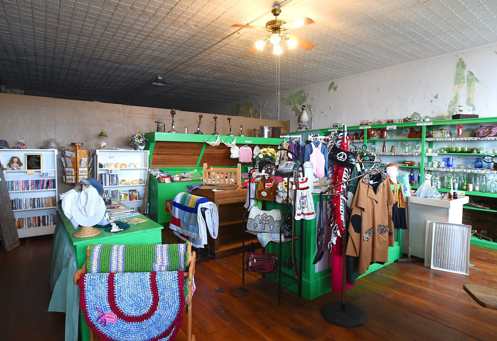 Jersey Lilly Bar and Cafe
